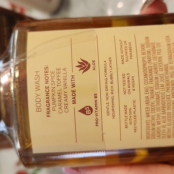 NWT 🎃PUMPKIN SWIRL CAKE - Picture 3 of 3